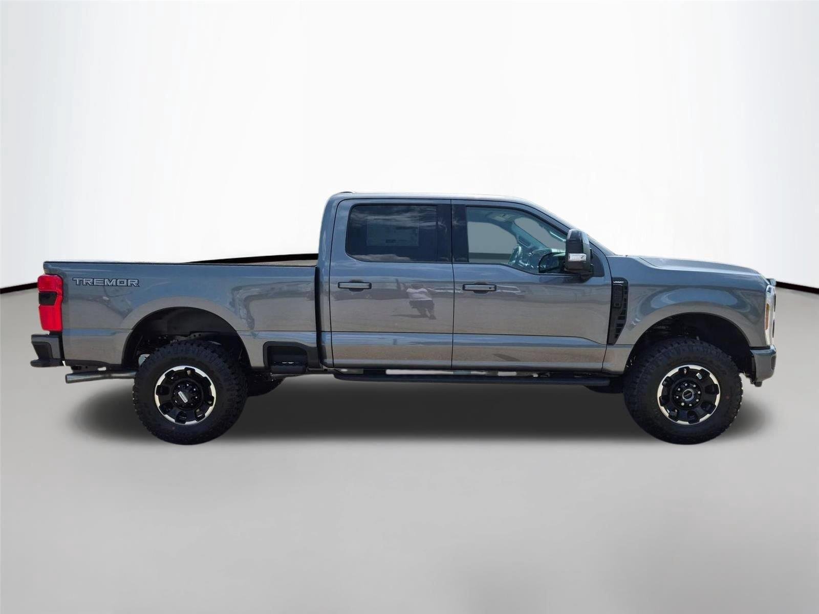 New 2026 Carbonized Gray Metallic Ford F-250® Lariat® image 4