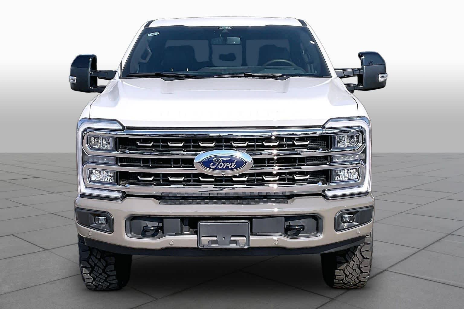 New 2026 Star White Metallic Tri-Coat Ford F-250® King Ranch® image 3