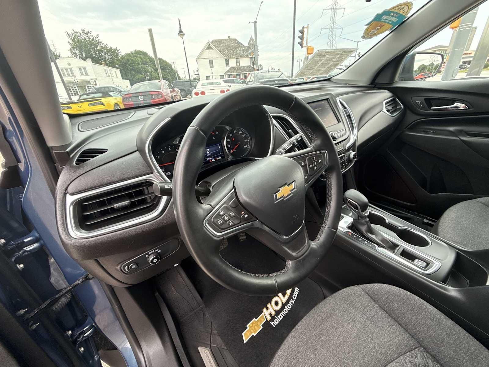 2024 Chevrolet Equinox LT - Photo 10