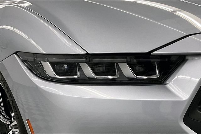 2024 Ford Mustang EcoBoost Premium - Photo 31