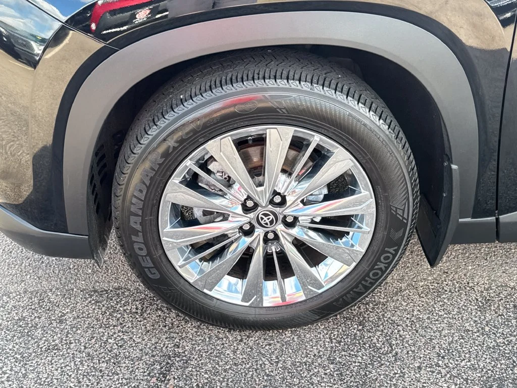 Used 2024 Black Toyota Platinum image 45