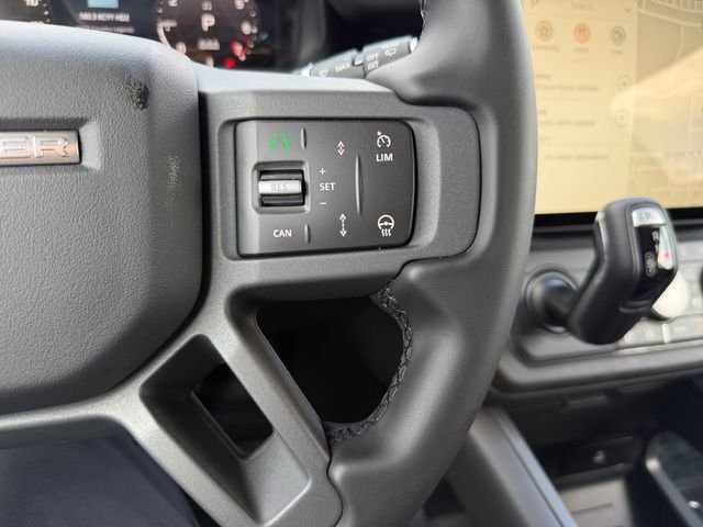 New 2026 Sedona Red Land Rover X-Dynamic SE image 23