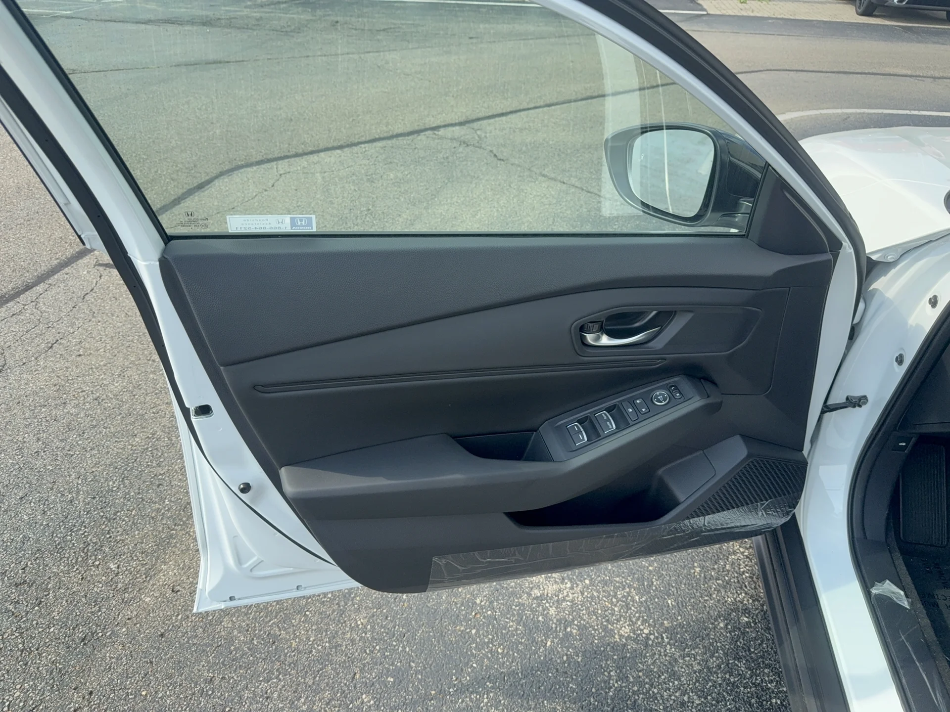 New 2026 Platinum White Pearl Honda SE image 12