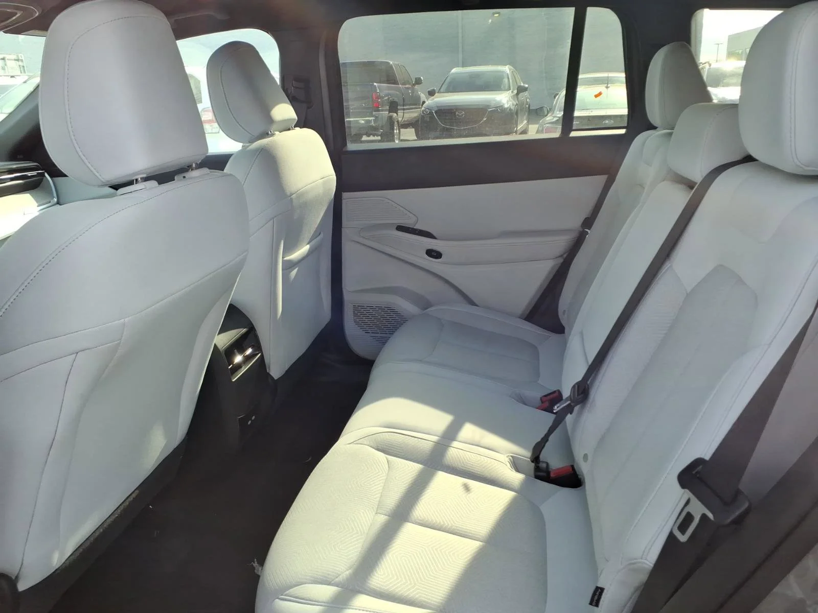 New 2026 Sting-Gray Clearcoat Jeep Laredo image 15
