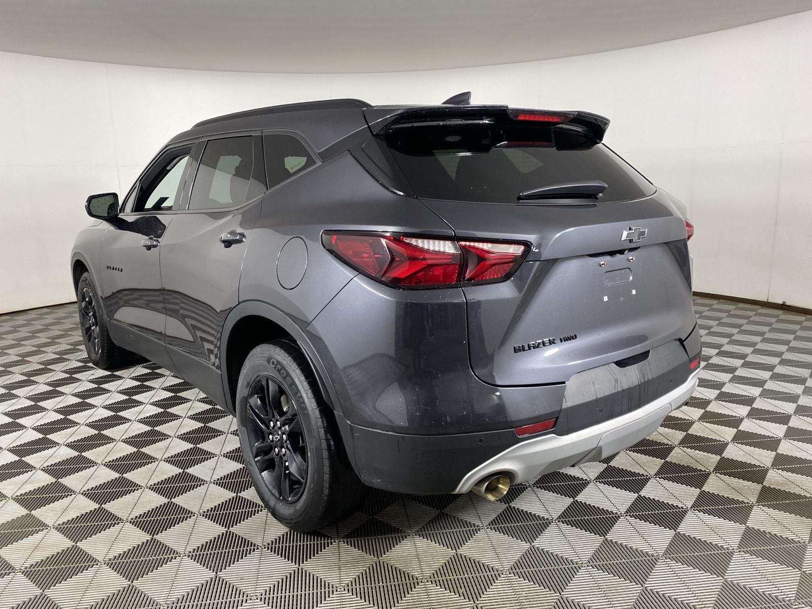 Used 2021 IRON GRAY METALLIC Chevrolet LT image 5