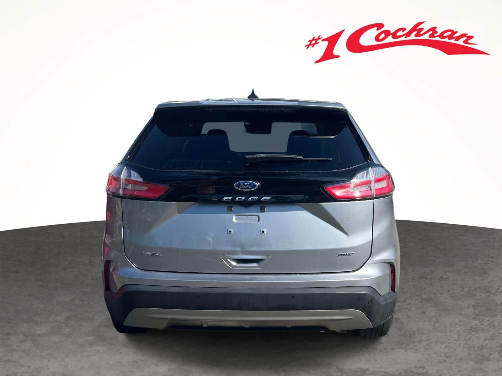 Used 2024 Sil/silver Ford SEL image 12