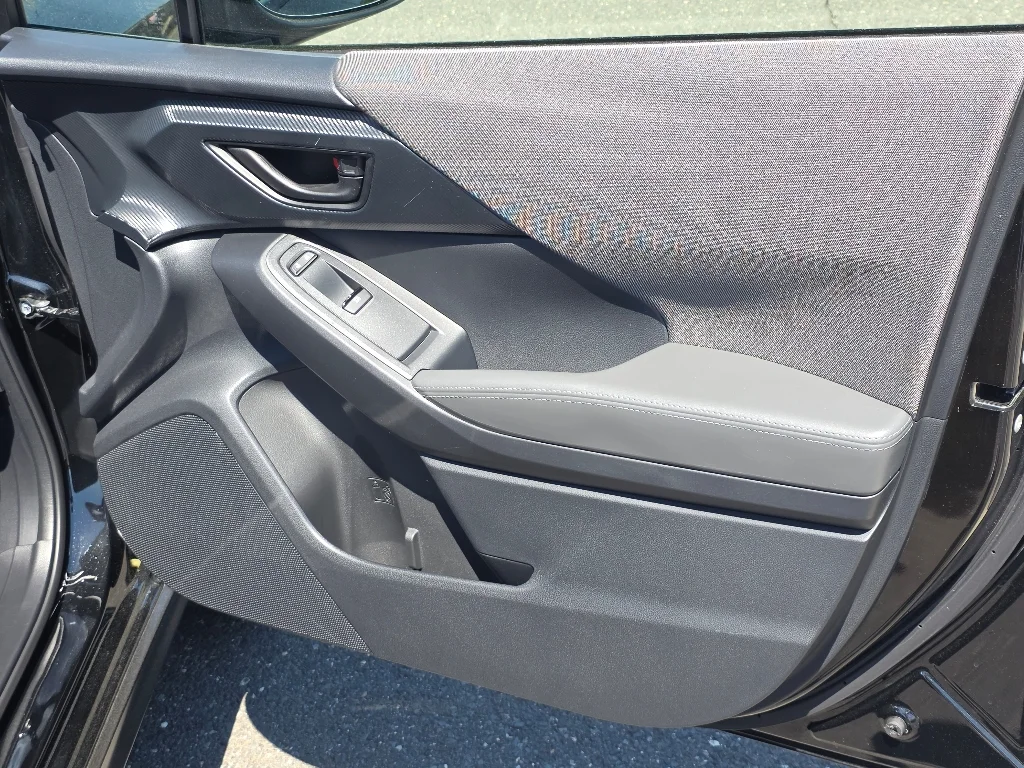 2025 Subaru Crosstrek Premium - Photo 16