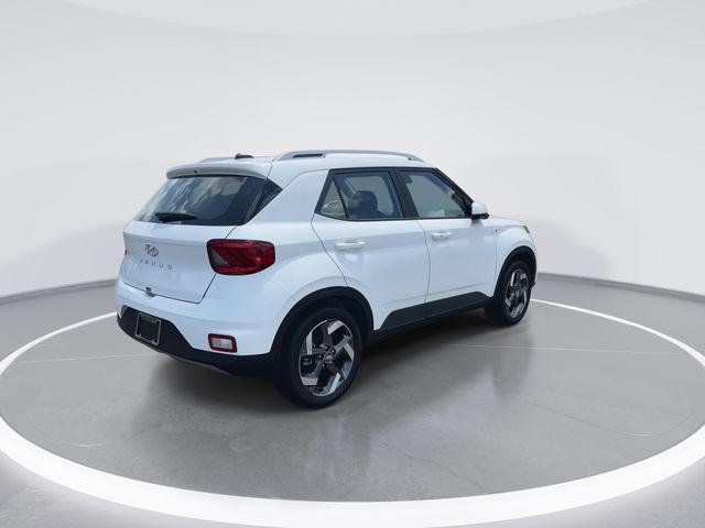 New 2026 White Hyundai SEL image 8