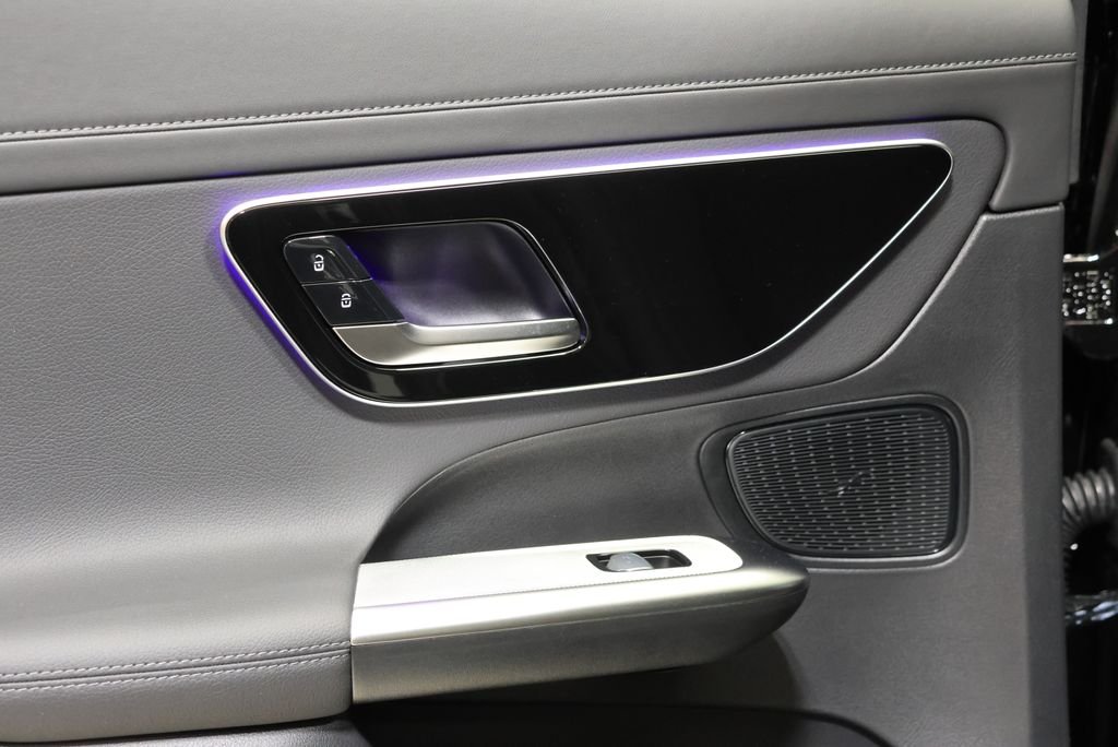 Certified Used 2026 Black Mercedes-Benz GLC 300 image 40