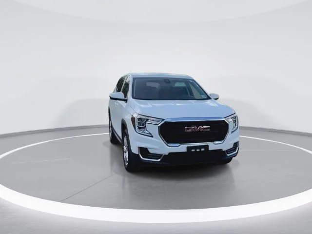 Certified Used 2024 Summit White GMC SLE image 3