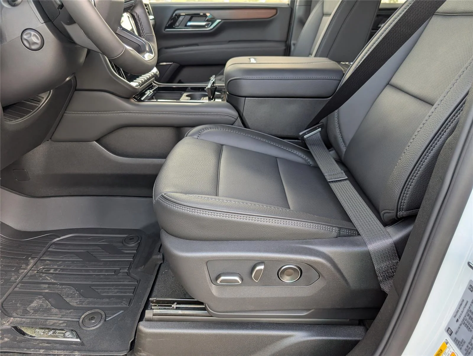 New 2026 Glacier White Tricoat GMC Denali image 42