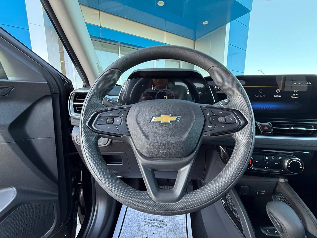 Used 2026 Mosaic Black Metallic Chevrolet LT image 19
