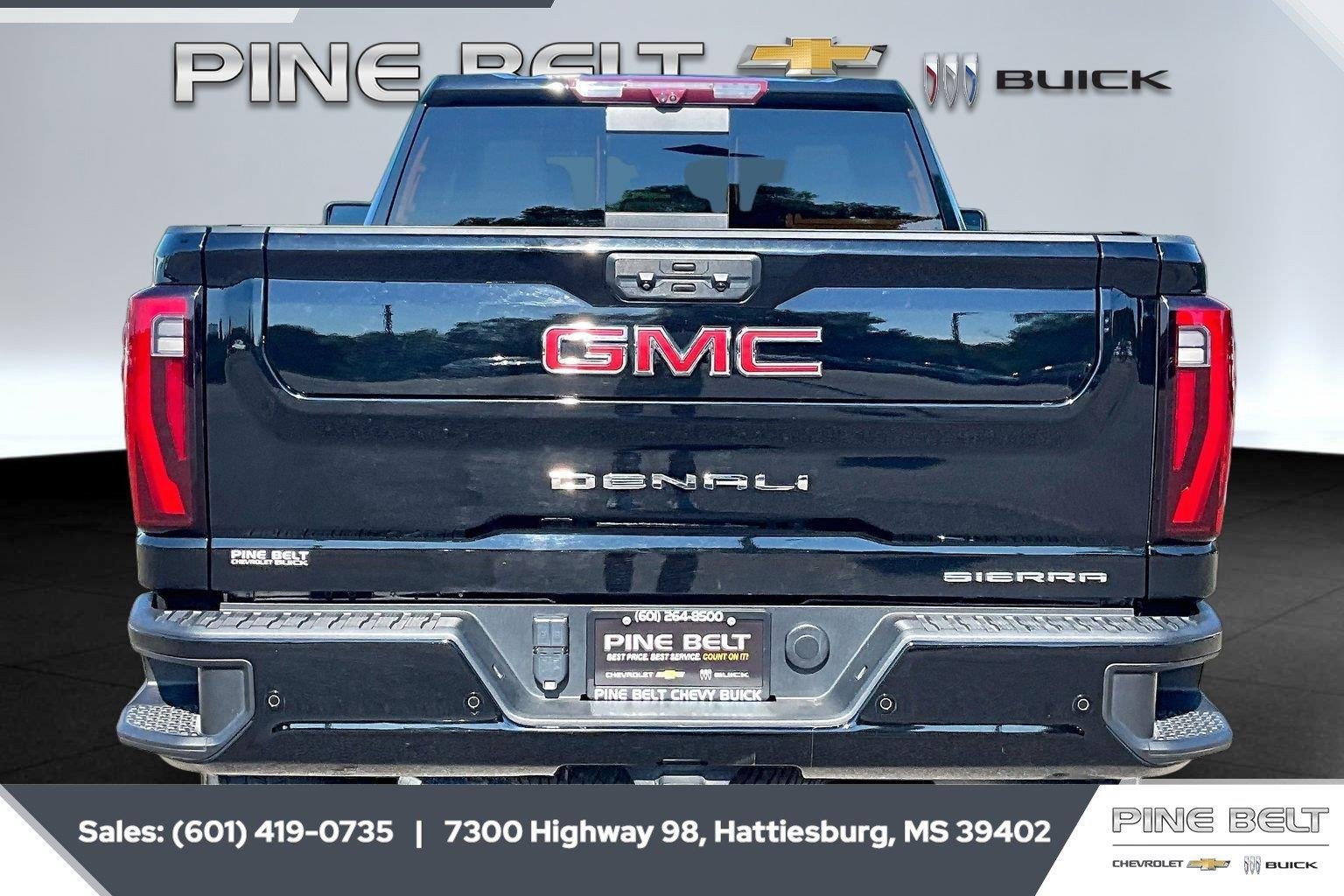 Used 2024 Onyx Black GMC Denali image 4