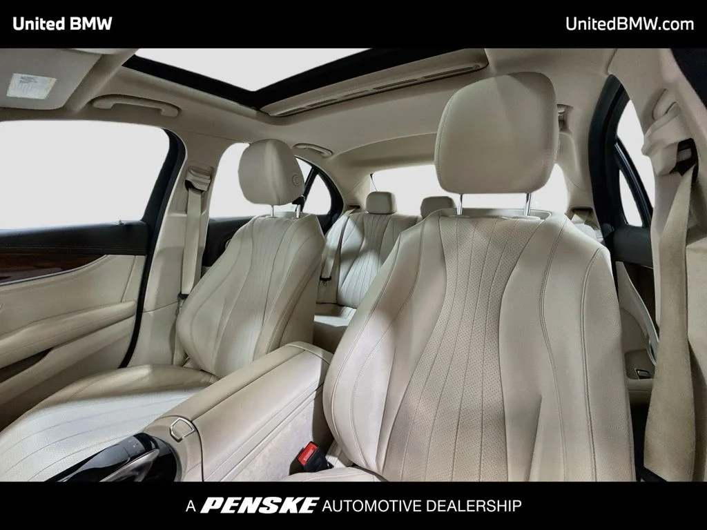 Used 2017 Lunar Blue Metallic Mercedes-Benz E 300 image 12