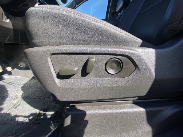 Used 2024 Summit White Chevrolet RST image 12
