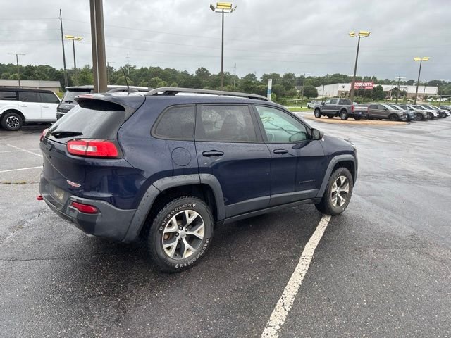 Used 2016 Blue Jeep Trailhawk image 3