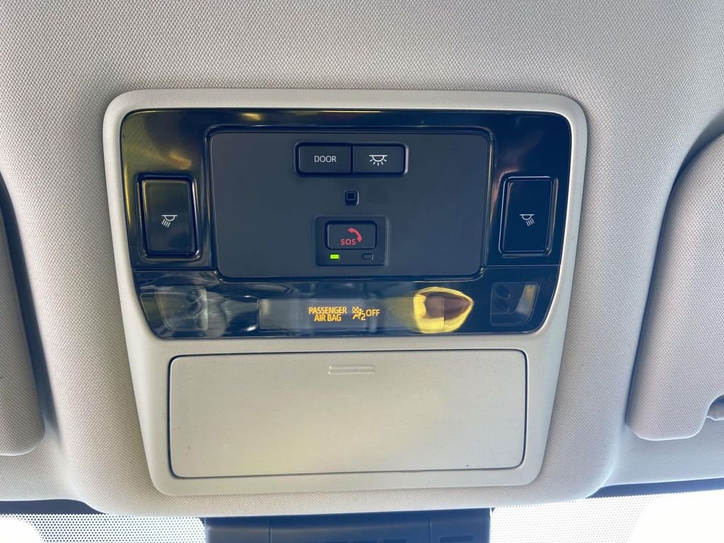 Used 2025 White Toyota LE image 23