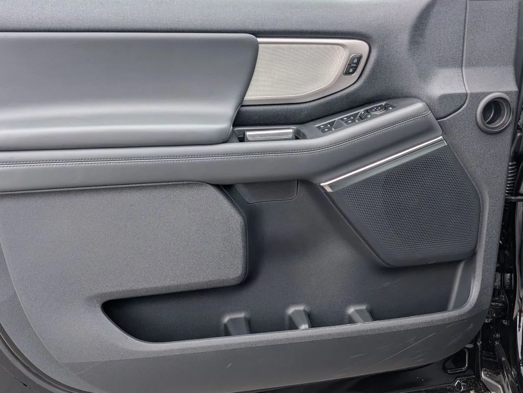 New 2026 Agate Black Metallic Ford Active image 29