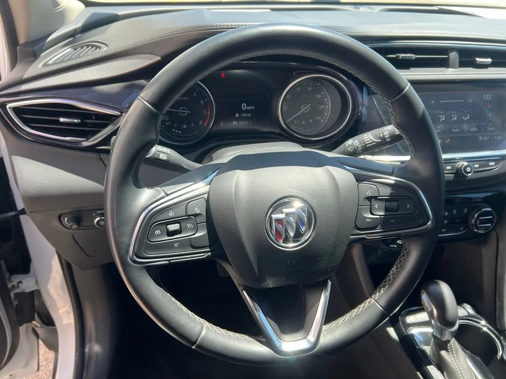 Used 2022 Summit White Buick Select image 12