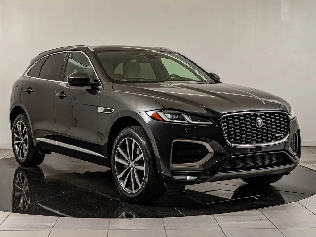 Certified Used 2025 Gray Jaguar P250 R-Dynamic S image 3