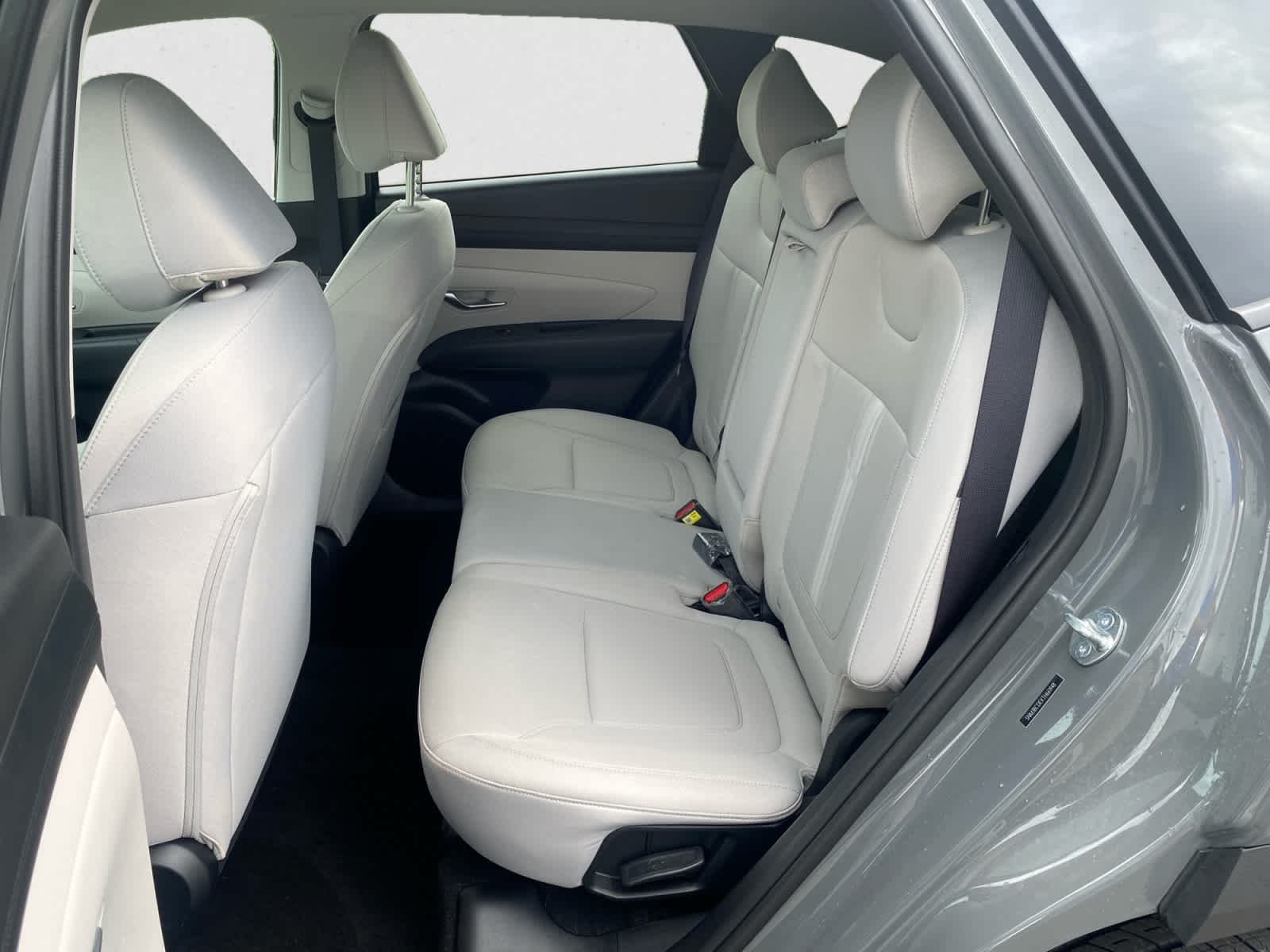 Used 2026 Hampton Gray Hyundai SEL image 20