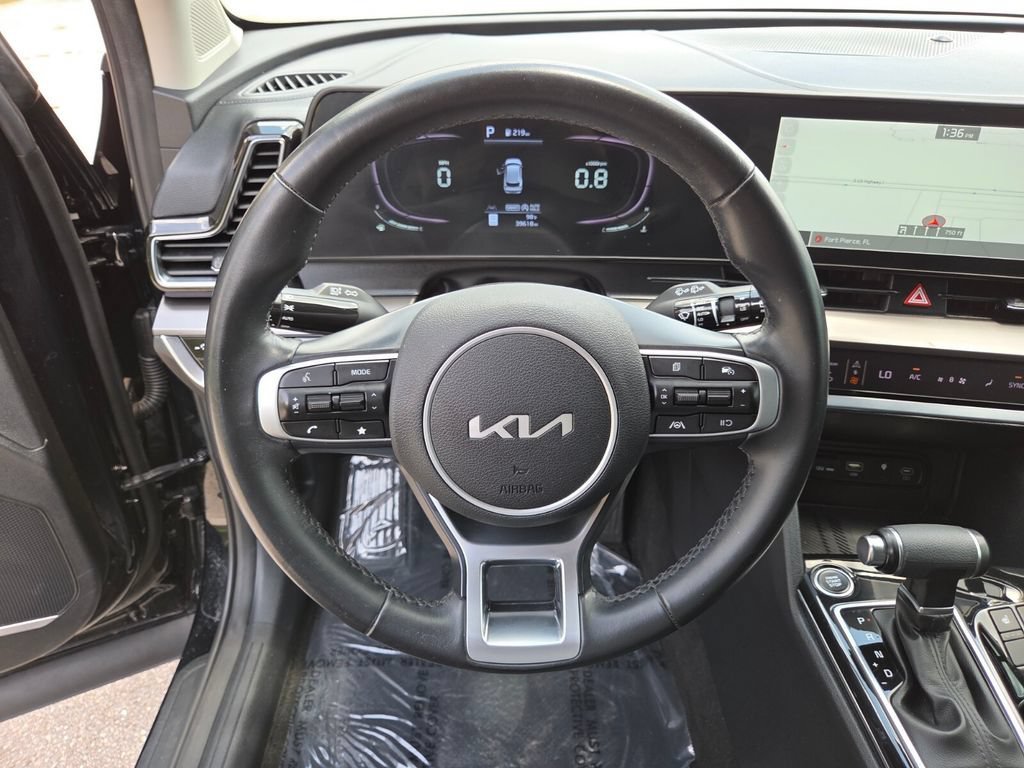 Photo 33