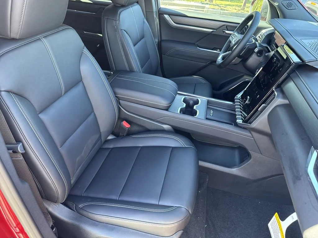 2026 GMC Acadia Elevation - Photo 41