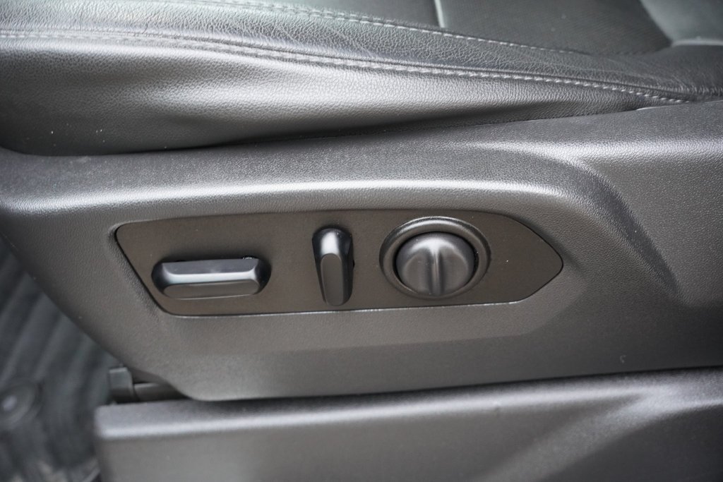 Used 2019 SHADOW GRAY METALLIC Chevrolet LTZ image 25