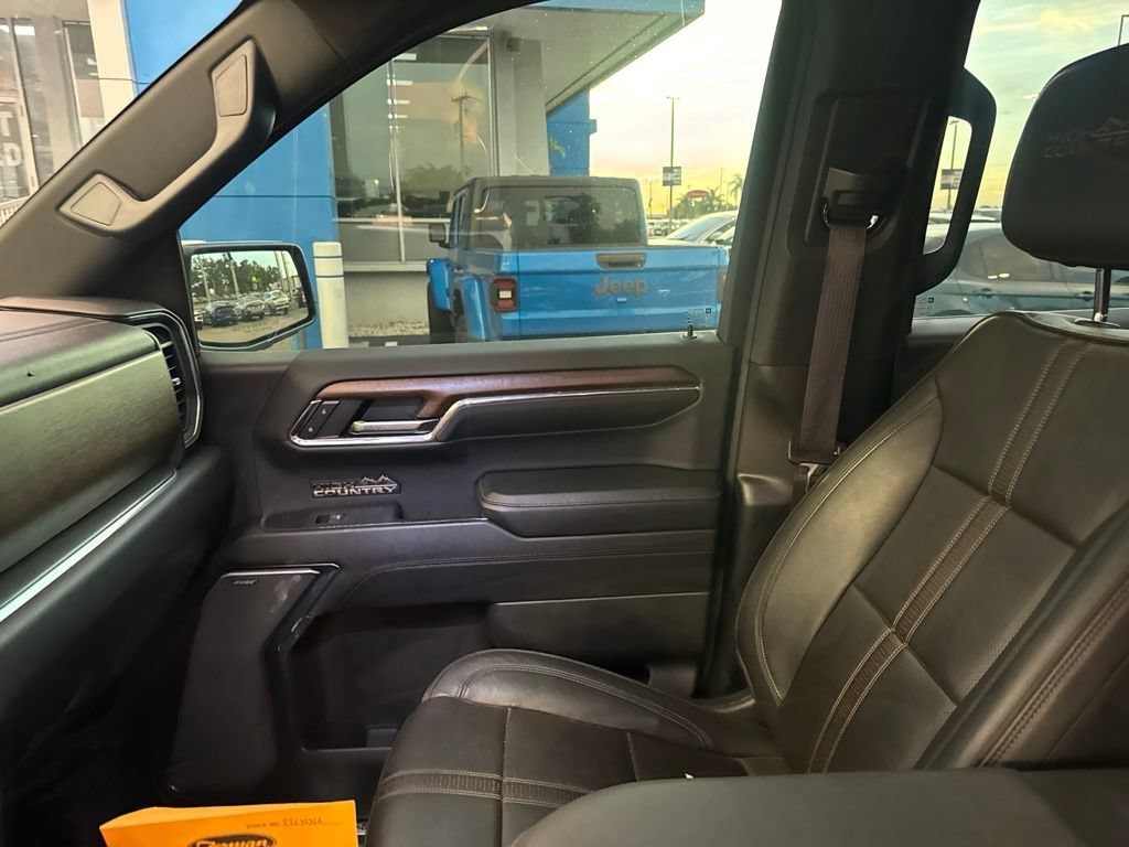 Used 2024 Black Chevrolet High Country image 18