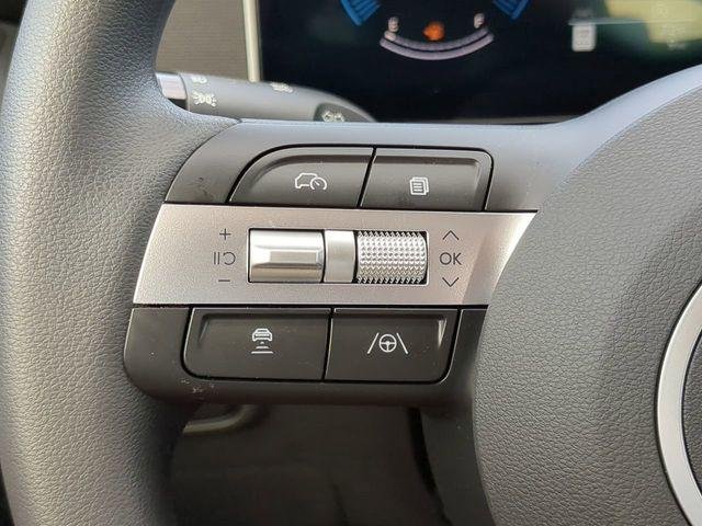 2025 Hyundai Tucson SE - Photo 22