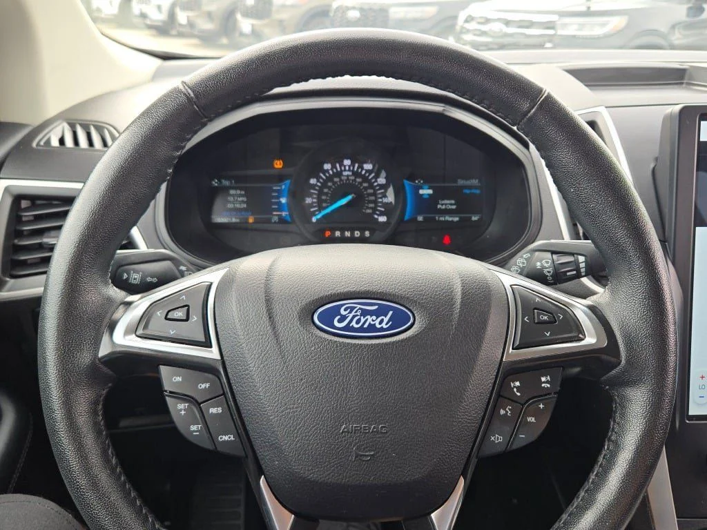 Used 2024 Black Metallic Ford SEL image 29