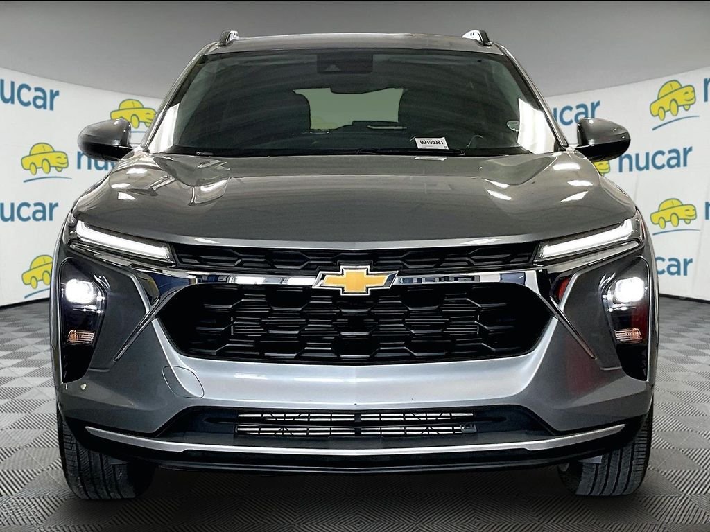 Used 2025 Gray Chevrolet LT image 2