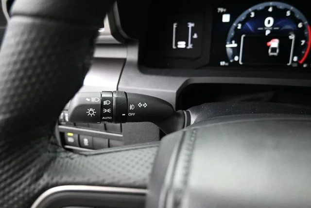 Used 2026 Blue Toyota SR5 image 29