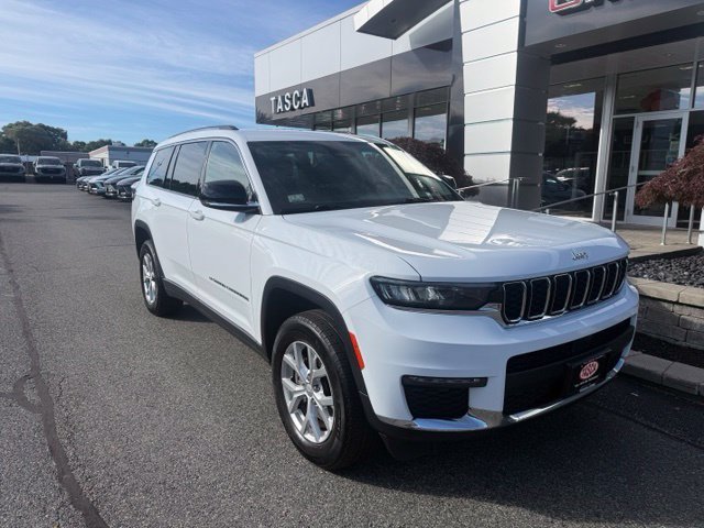 Used 2023 White/off-white Jeep Limited image 1
