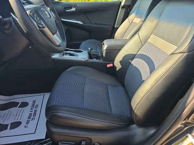 Used 2013 Gray Toyota SE image 15