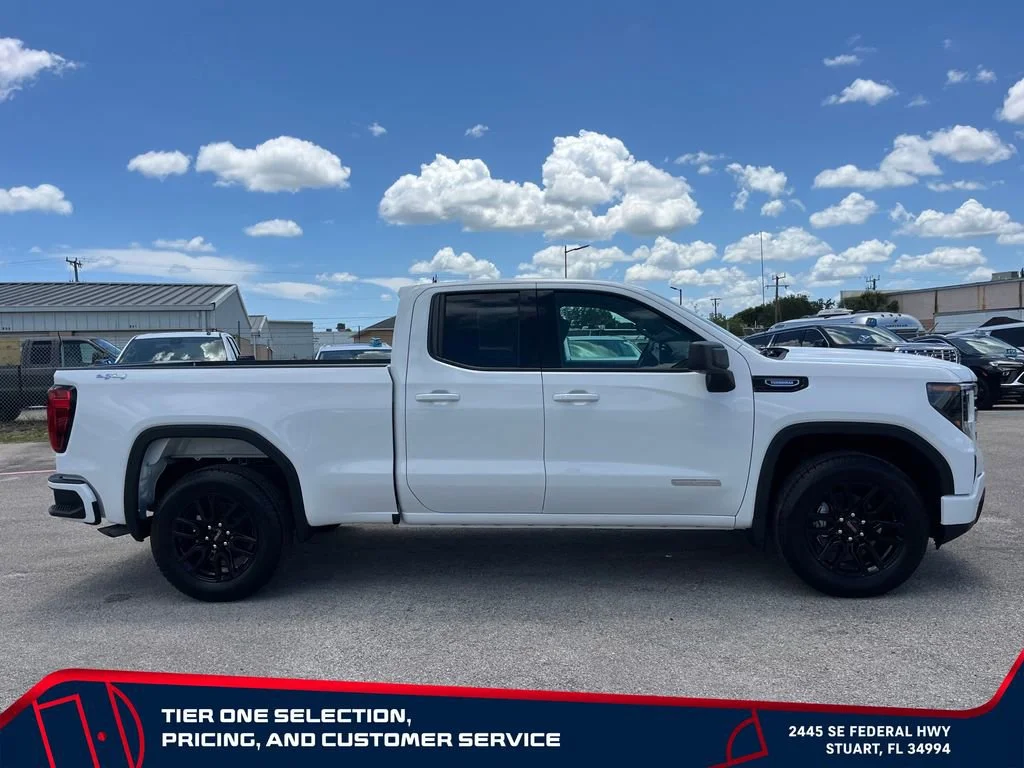 New 2026 Summit White GMC Elevation image 8