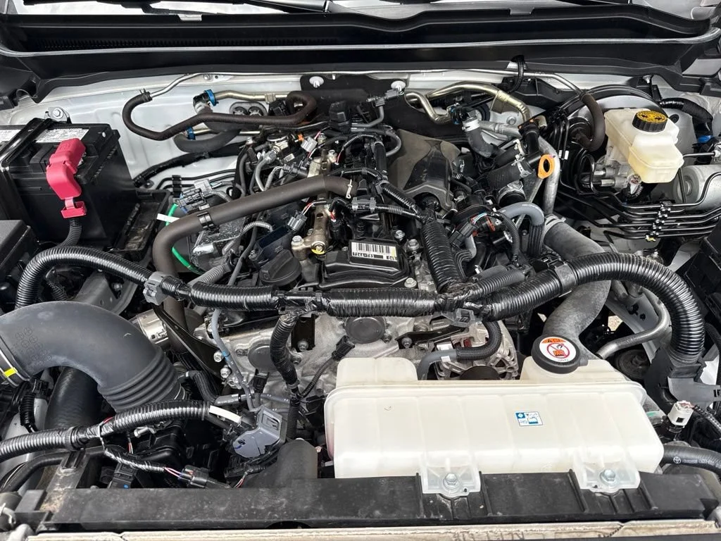 Used 2025 White Toyota SR image 31