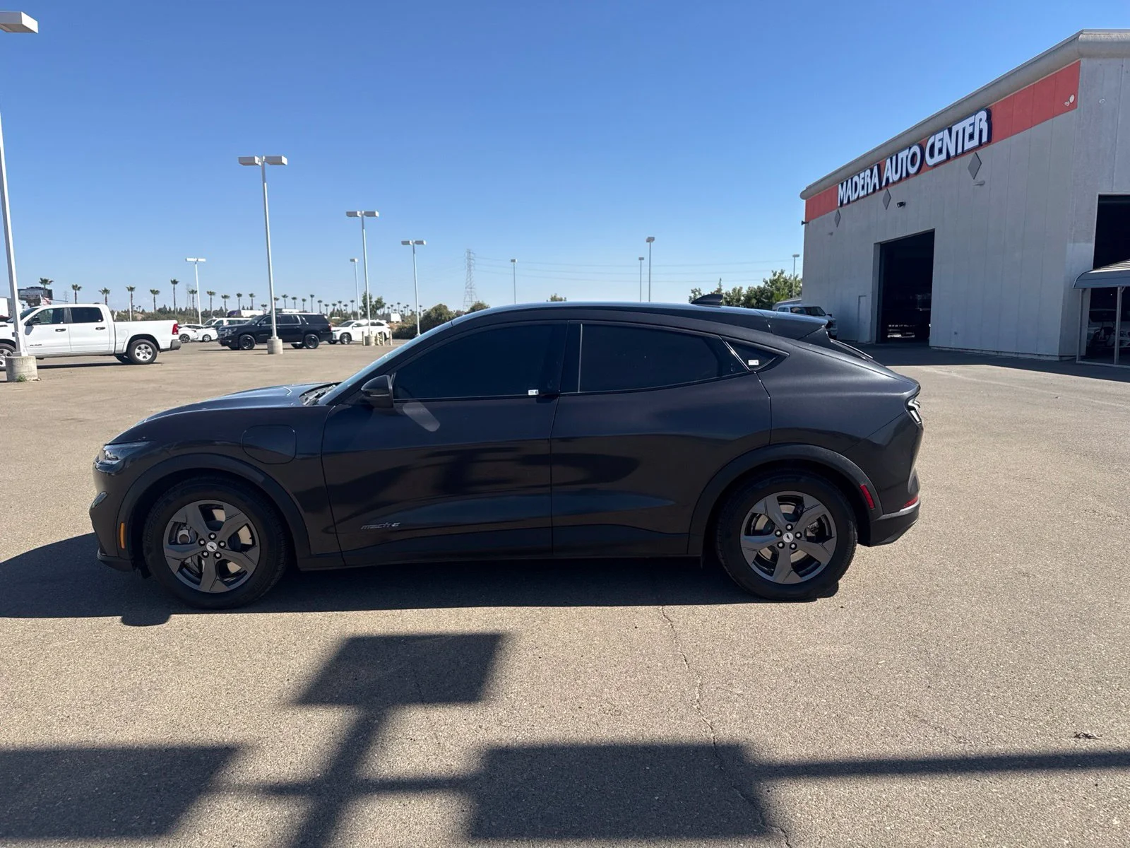 Used 2022 Gray Ford Select image 8