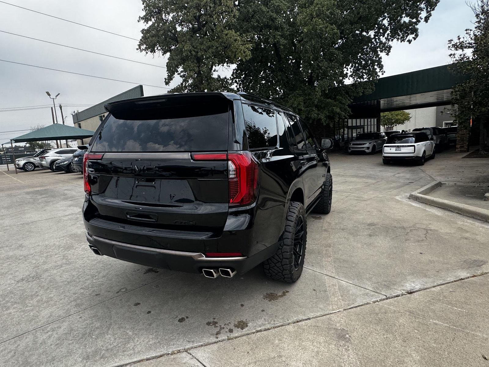 Used 2026 Onyx Black GMC AT4 Ultimate image 8