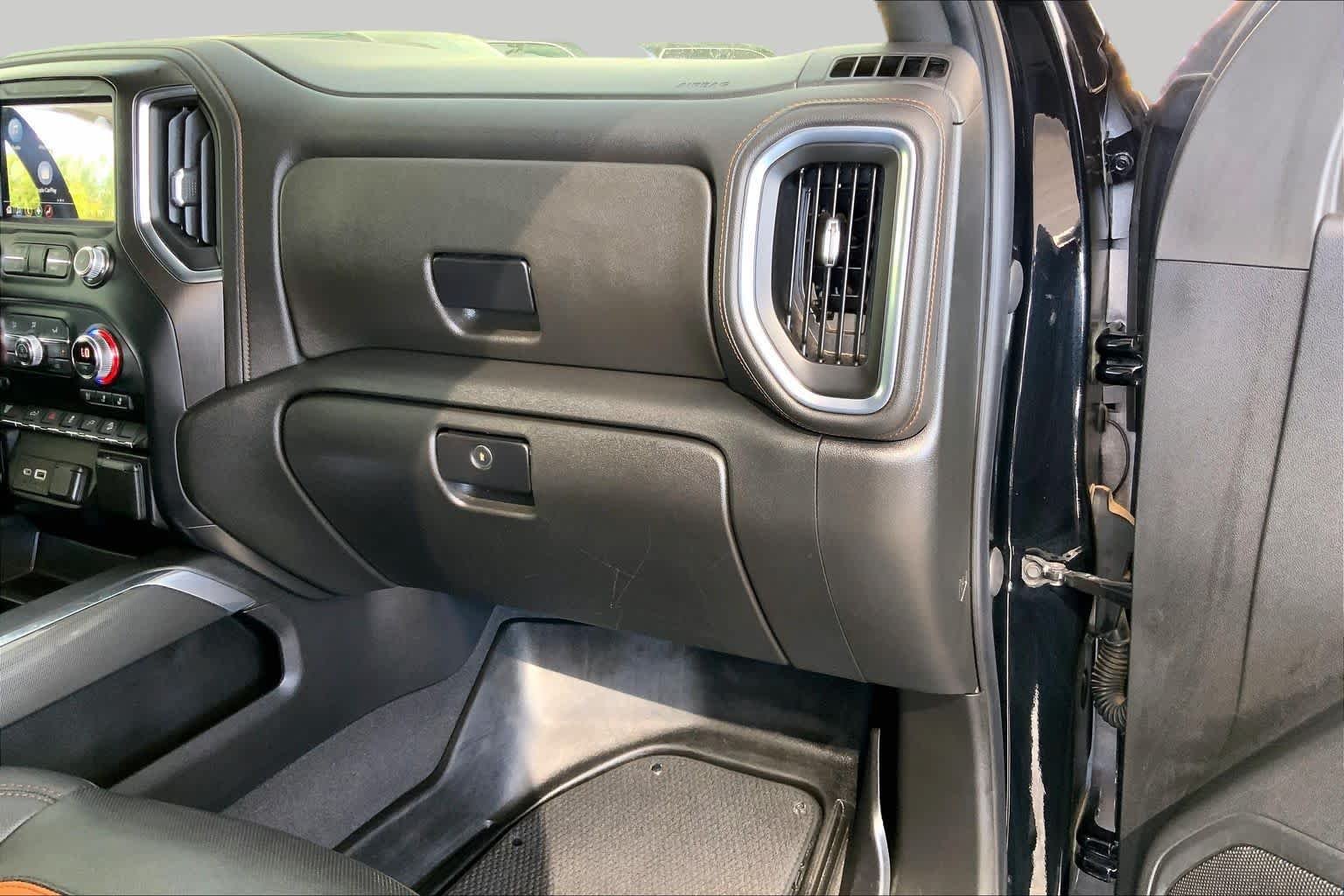 Used 2022 Onyx Black GMC AT4 image 18