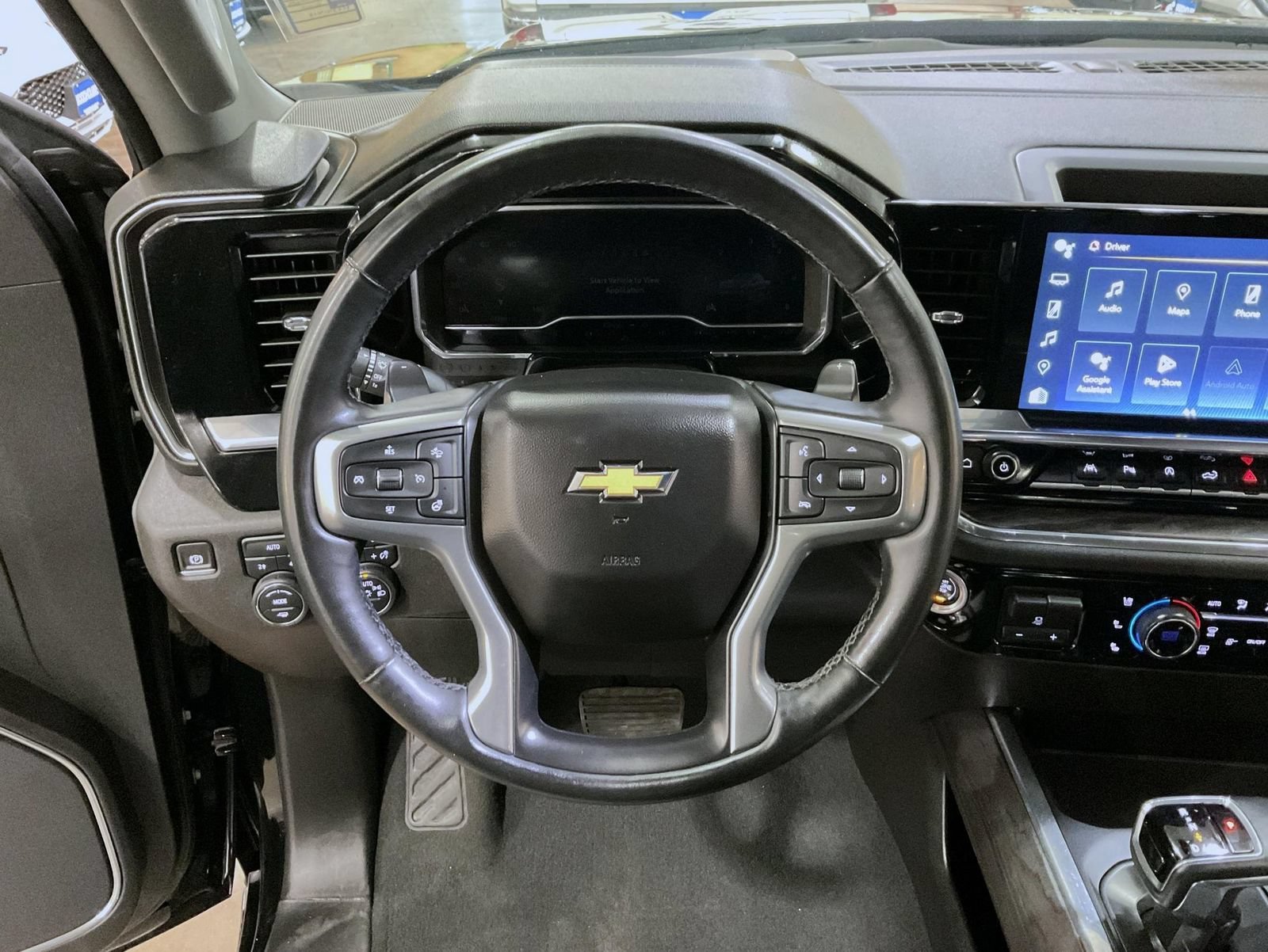 2024 Chevrolet Silverado 1500 LTZ - Photo 11
