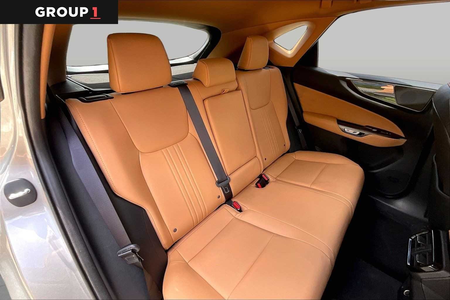 Used 2024 Atomic Silver Lexus Premium image 17