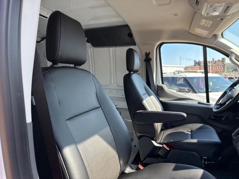 New 2026 Oxford White Ford Cargo Van image 13