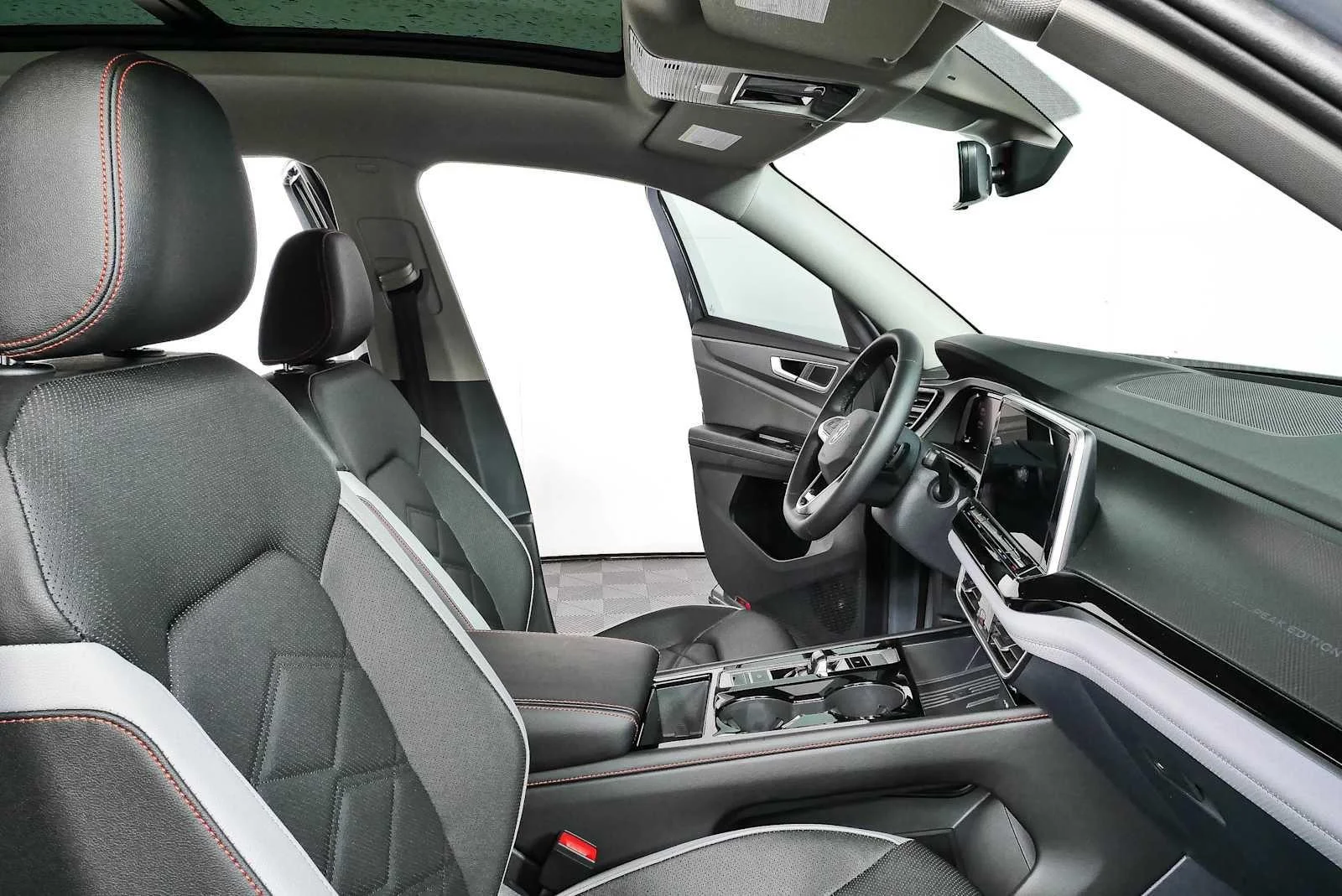 New 2026 Pure Gray Volkswagen 2.0T Peak Edition image 24