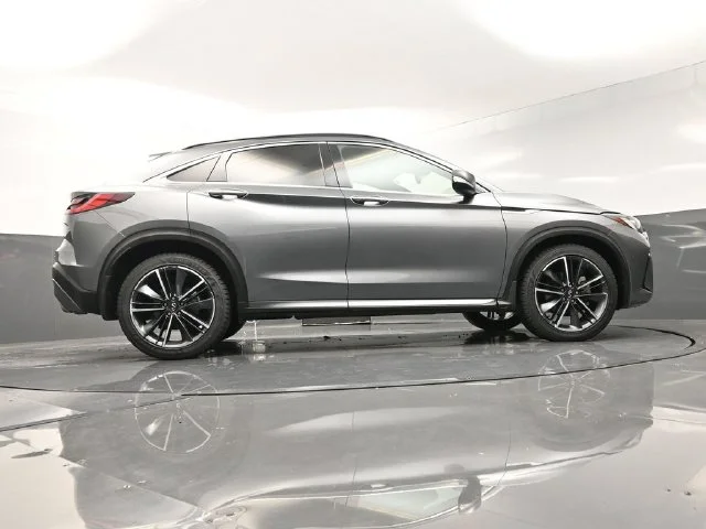 Used 2023 Gray INFINITI LUXE image 40