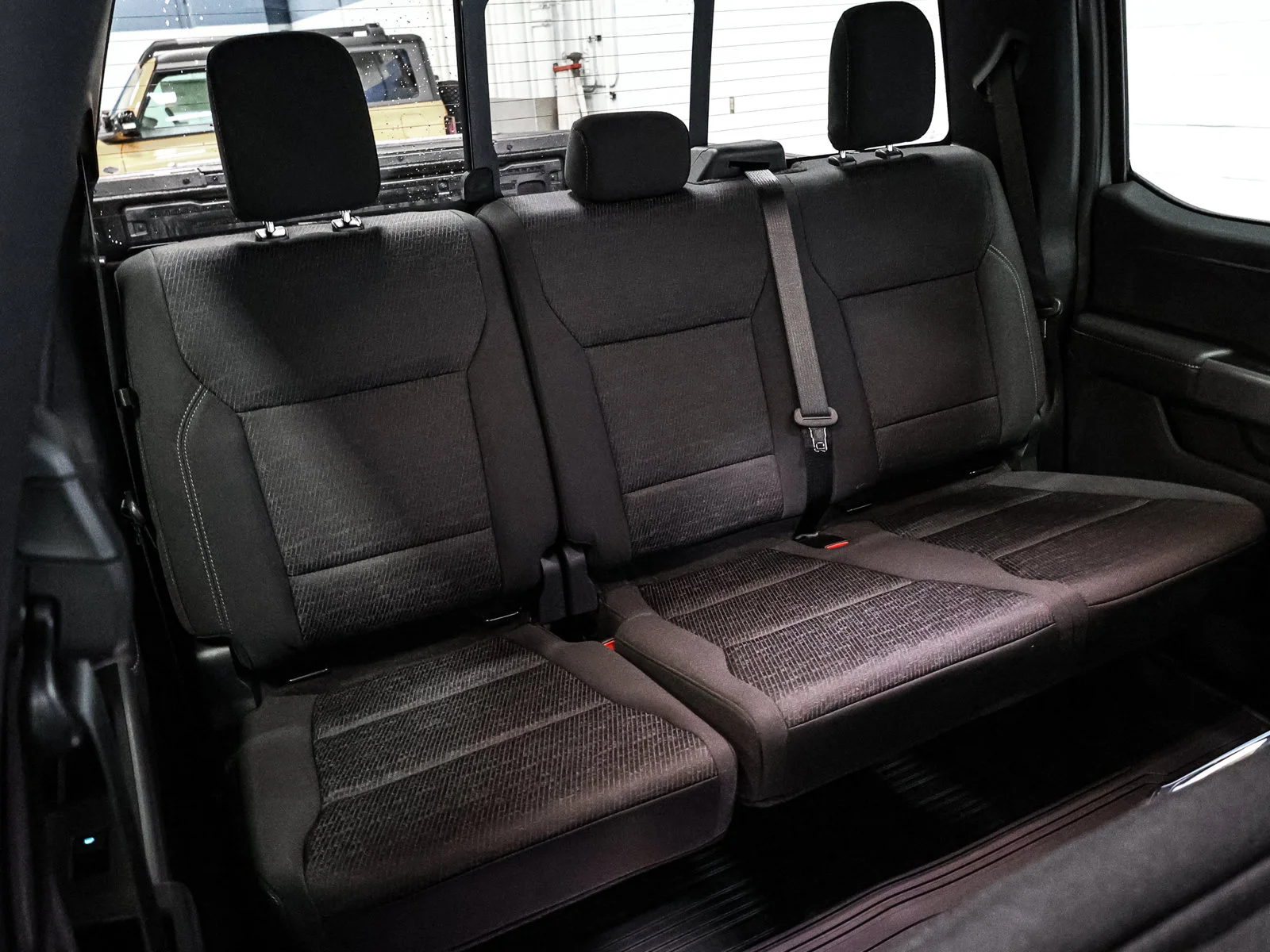 Used 2026 Iconic Silver Metallic Ford XLT image 24