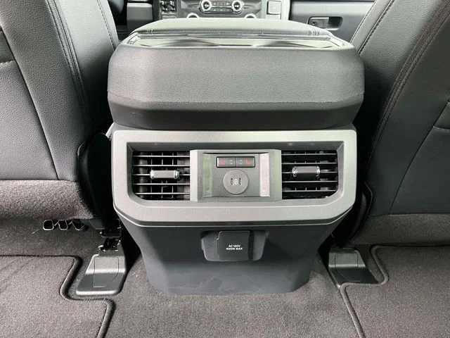 New 2027 Carbonized Gray Metallic Ford F-250® Lariat® image 15