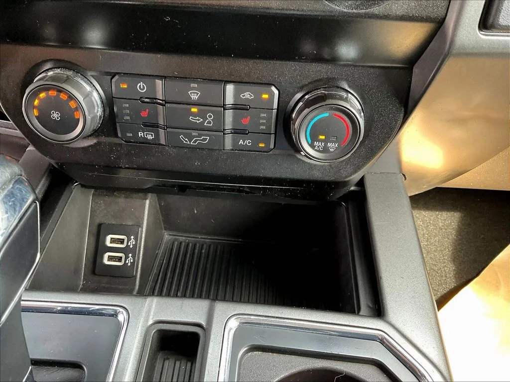 Certified Used 2019 Magnetic Metallic Ford XLT image 12