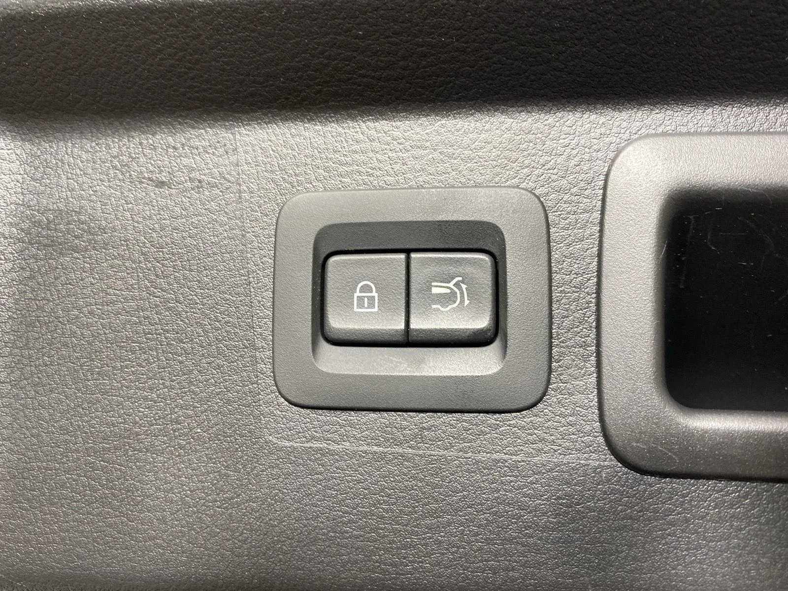 Used 2025 Wind Chill Pearl Mazda 2.5 Turbo Premium Package image 29