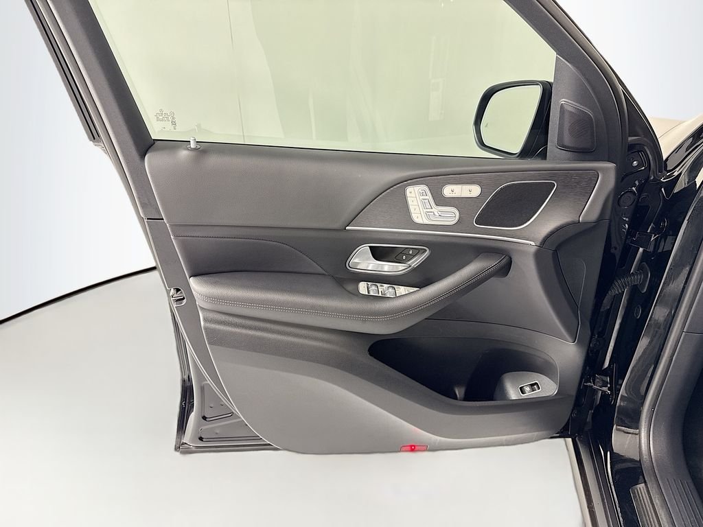 Used 2025  Mercedes-Benz GLE 350 image 25